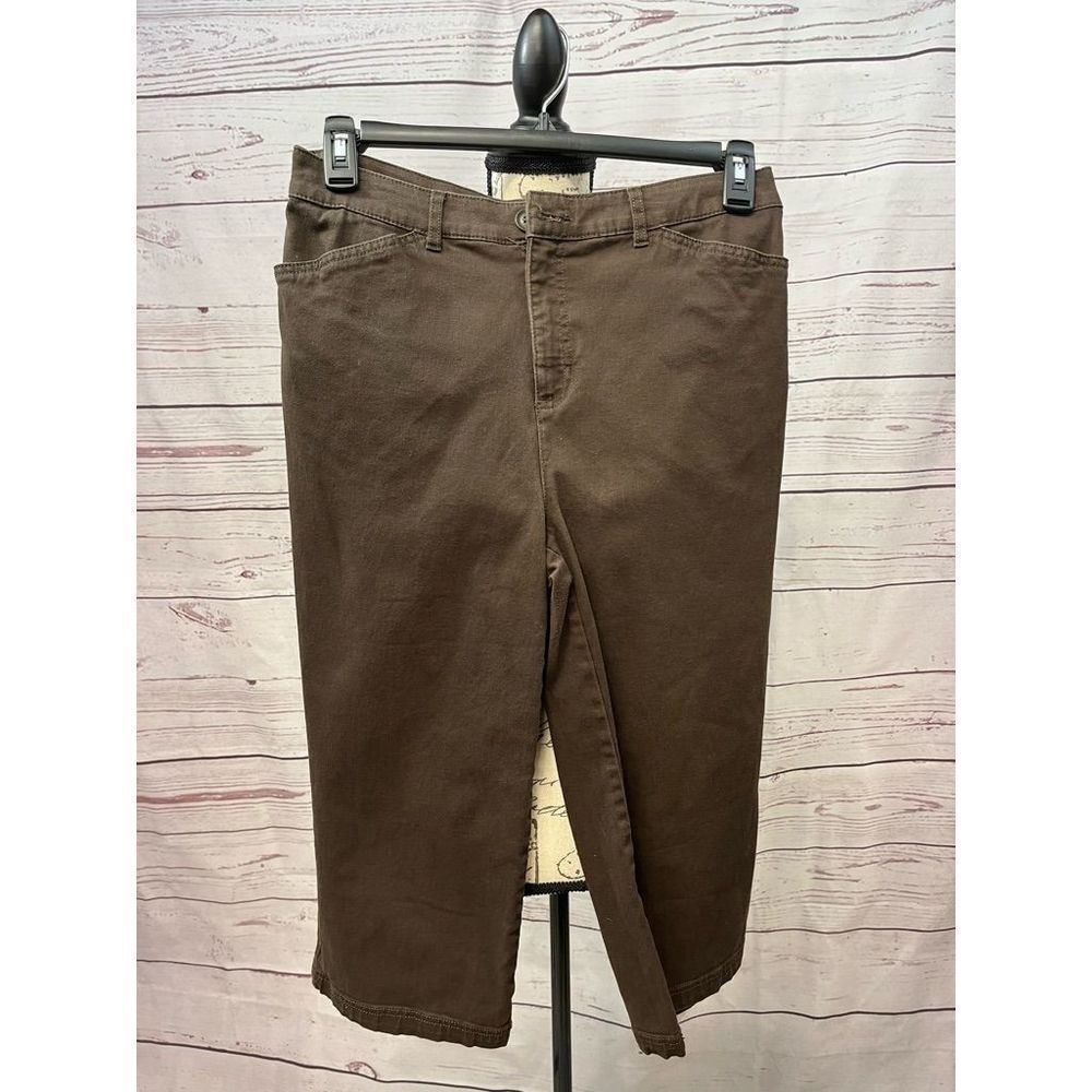 A355-Croft & Barrow size 10 stretch brown cropped‎ pants